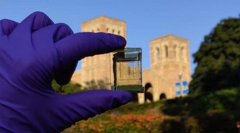 This experimental device uses a 2D semiconductor material developed by Xiangfeng Duan, UCLA professor of chemistry and biochemistry. CREDIT: Dehui Zhang