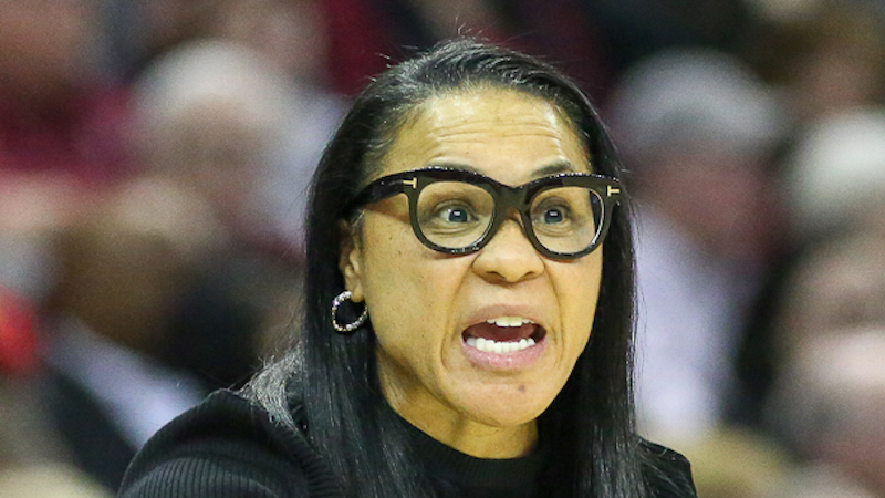 Dawn Staley coaching. Photo Credit: Chris Gillespie, Wikipedia Commons