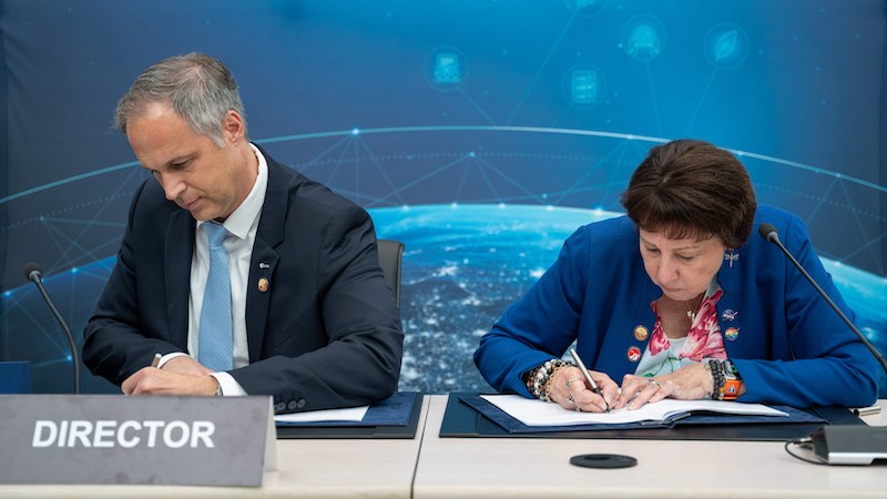 NASA's Associate Administrator for the Science Mission Directorate Nicky Fox and ESA's Director of Human and Robotic Exploration Daniel Neuenschwander sign an agreement on the Rosalind Franklin mission at ESA's headquarters in Paris, France on May 16, 2024. Photo Credits: ESA/Damien Dos Santos
