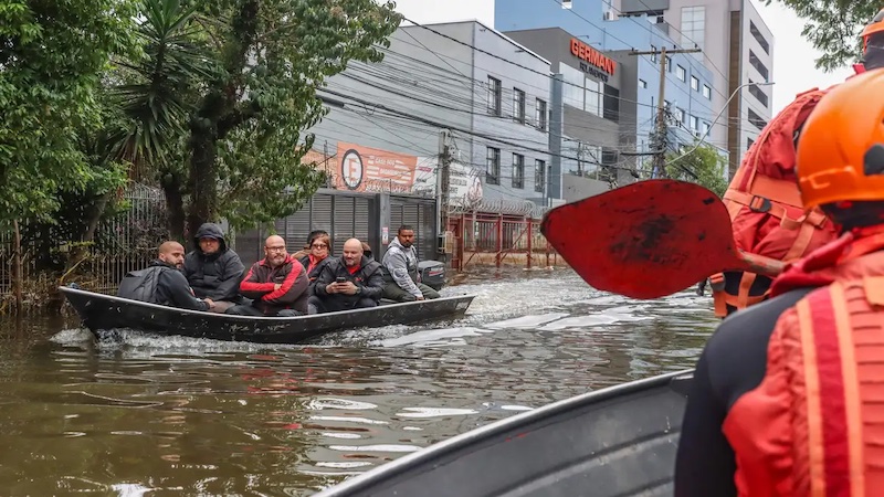 Flooding in Porto Alegre, Brazil. Photo Credit: Rafa Nedermeyer, Agencia Brasil