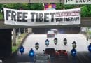 Activists display a giant banner from Pont Dauphine as Chinese President Xi Jinping’s motorcade drives along Boulevard Périphérique in Paris, May 5, 2024. Photo Credit: Sonam Zoksang/Students for a Free Tibet, RFA
