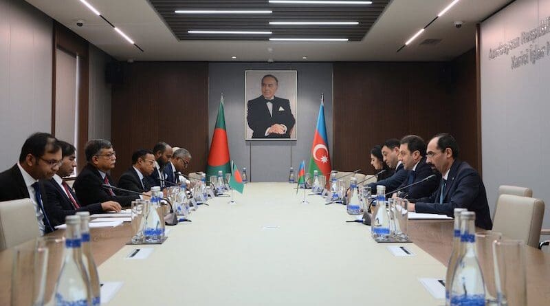 Deputy Minister of Foreign Affairs Elnur Mammadov with Bangladesh's Foreign Secretary of Bangladesh Masud Bin Momen. Photo Credit: MFA Azerbaijan