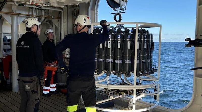 The researchers took water samples in an area northeast of Bornholm, near the site of the Nord Stream leaks. These showed significantly elevated levels of methane. CREDIT: Adele Maciute