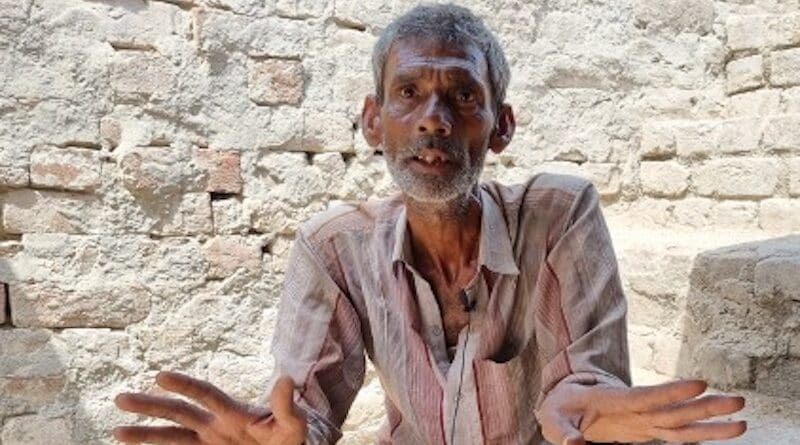 Surendra tells his story. Photo Credit: Citizen News Service