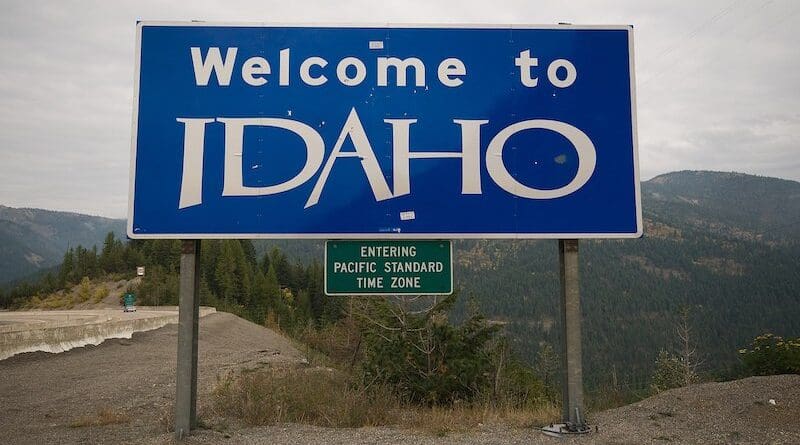 Entering Idaho. Photo Credit: Sebastian Bergmann, Wikipedia Commons