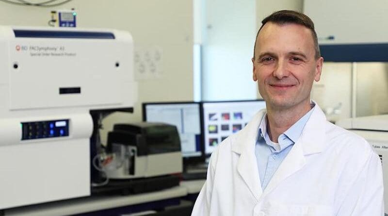 Dr. Martin Gengenbacher and colleagues from the Hackensack Meridian Center for Discovery and Innovation (CDI) have found a promising new pathway for tuberculosis (TB) vaccines. CREDIT: Hackensack Meridian Health