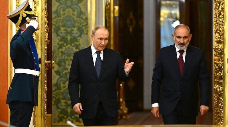 Russia's President Vladimir Putin with Prime Minister of Armenia Nikol Pashinyan. Photo Credit: Kremlin.ru