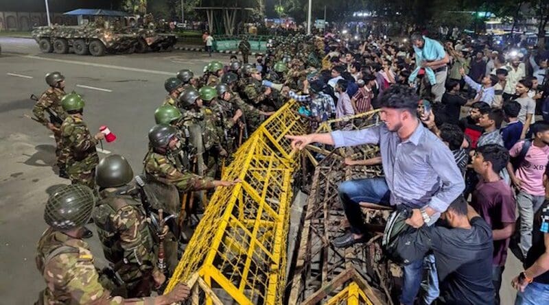 Bangladesh soldiers man a barricade in front of President Mohammed Sahabuddin’s official residence as students gather to demand his resignation, Oct. 22, 2024. Photo Credit: Mehedi Rana/BenarNews