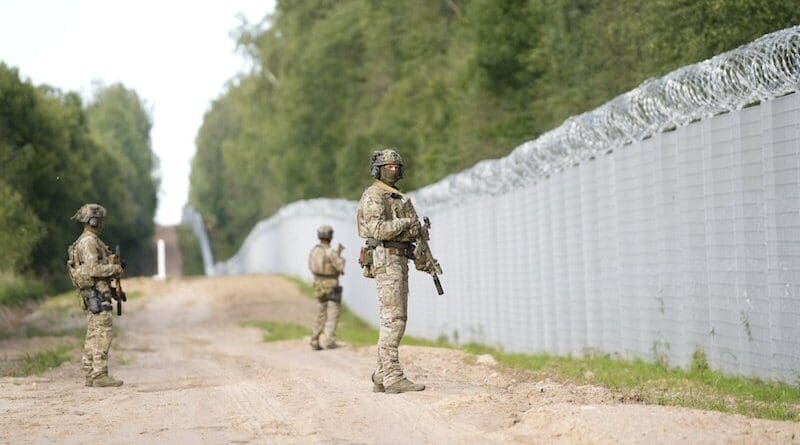 Latvian soldiers patrol the border with Belarus. Photo Credit: Ieva Ābele, Saeima, Wikimedia Commons
