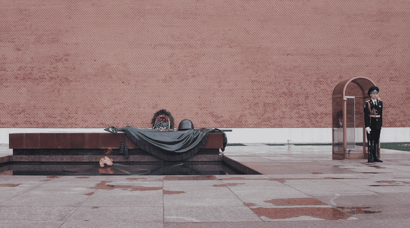 Tomb of the Unknown Soldier in Moscow, Russia. Photo Credit: Seth Weisfeld, Unsplash