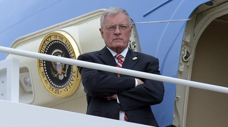 File photo of retired Army Lieutenant General Keith Kellogg. Photo Credit: JKTKMM, Wikimedia Commons