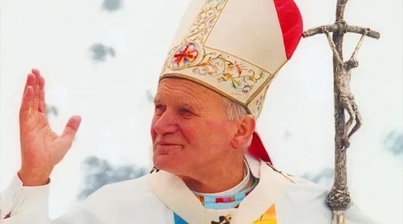 Pope John Paul II. | Credit: Gregorini Demetrio, CC BY-SA 3.0 via Wikimedia Commons