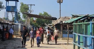 A group of Rohingya teenagers from the Leda camp in Teknaf, a sub-district of Cox’s Bazar, Bangladesh, goes out in search of work. [Abdur Rahman/BenarNews]