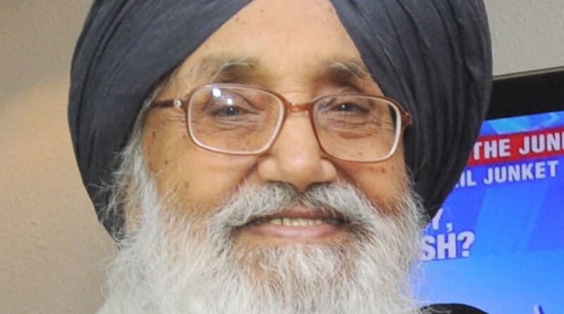 India's Parkash Singh Badal. Photo Credit: Ministry of Information & Broadcasting, Wikipedia Commons