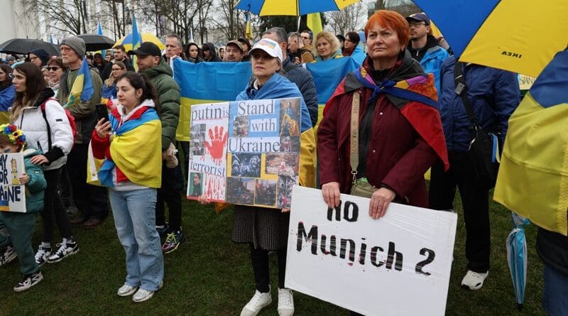 Attendees at the rally in Seattle on February 23, 2025, marking the third anniversary of Russia’s full-scale invasion of Ukraine. Photo: David Kirichenko