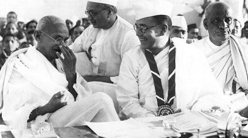 Netaji Subhas Chandra Bose with Mahatma Gandhiji. Photo Credit: Indian National Congress