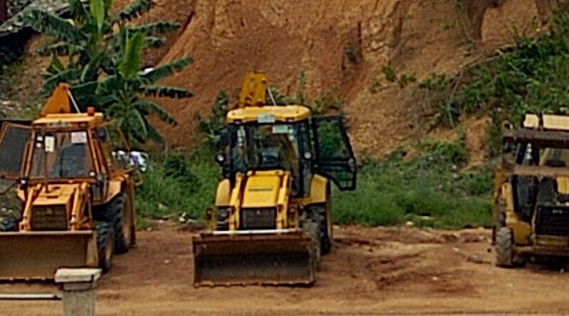 Illegal small-scale gold mining (Galamsey) in Ghana. Photo Credit: Crosstemplejay, Wikipedia Commons