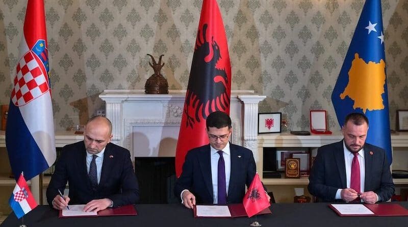 The signing of the defence declaration between Croatia, Albania and Kosovo in Tirana on Tuesday. Photo: Croatian Ministry of Defence