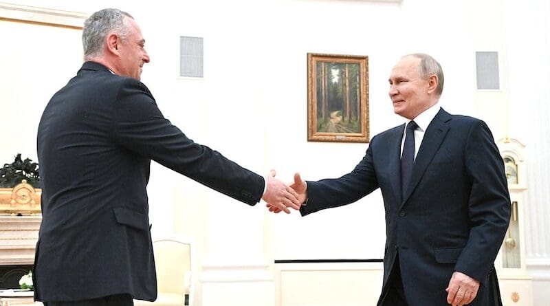 Abkhazia's Badra Gunba with Russia's President Vladimir Putin. Photo Credit: Kremlin.ru