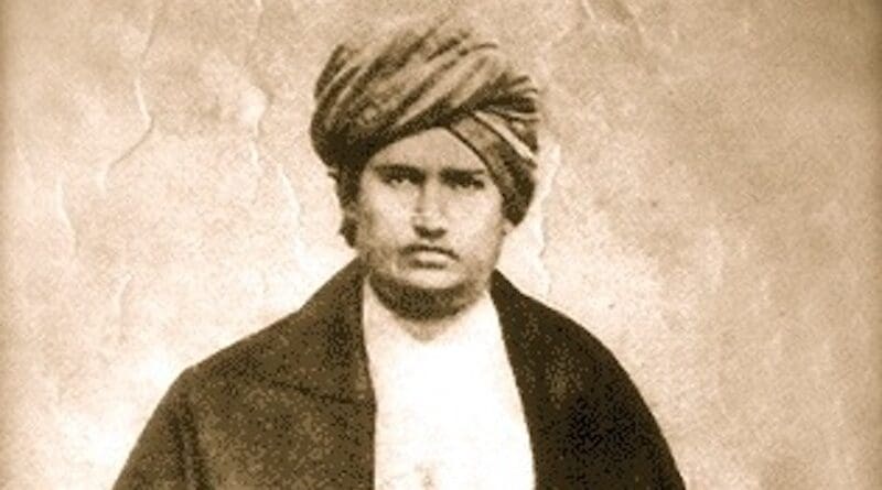 Dayananda Saraswati in Jabalpur in 1874. Photo Credit: Srijut Krishnaravji, Wikipedia Commons