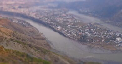 File photo of the Jehlum River near Muzaffarabad, Azad Kashmir, Pakistan. Photo Credit: Hammad Shafiq, Wikipedia Commons