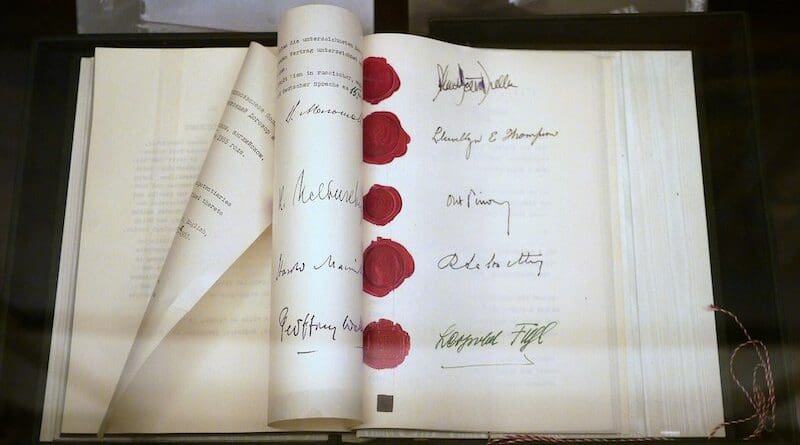 Austrian State Treaty signed 1955. Photo Credit: Thomas Ledl, Wikipedia Commons