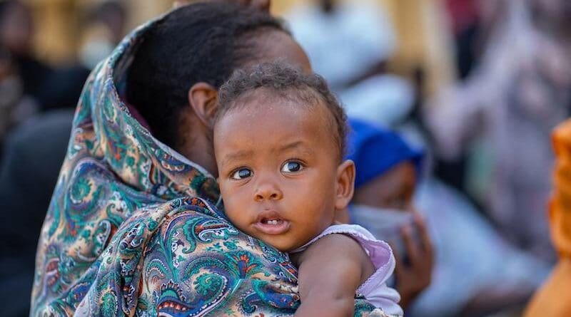 Hundreds of thousands of people have sought shelter in Port Sudan fleeing war that erupted in April 2023 after a breakdown in transition to civilian rule in Sudan. Photo Credit: WFP/Abubakar Garelnabei