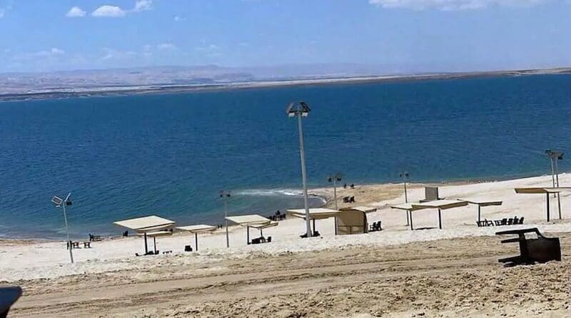The Dead Sea. A study confirms that its saltwater is penetrating deep into the ground, threatening farms, driving sinkholes and infiltrating freshwater aquifers in the Jordan Rift Valley. Copyright: Courtesy of Dhabia Al-Ghazzawi.