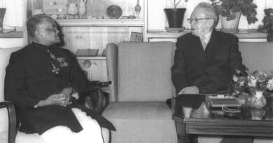 Israel's President Yitzhak Ben-Zvi meets with the first Ceylonese ambassador in Israel Arthur Godwin Ranasinha. Photo Credit: Moshe Pridan, Wikipedia Commons