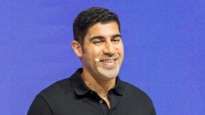 Parag Khanna. Photo Credit: Dubai Future Forum 2024, Wikimedia Commons