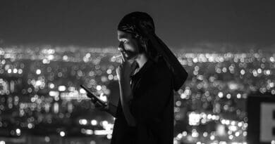 man smartphone censorship blackout