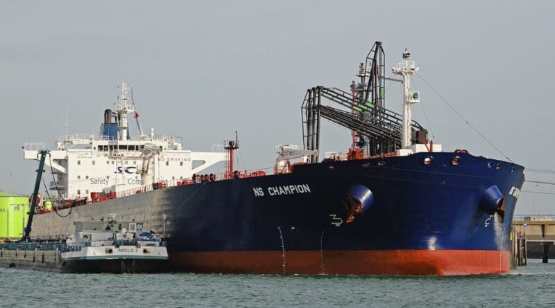 The oil tanker NS Champion, considered by the US Office of Foreign Assets Control to be one of the vessels in the Russian shadow fleet. Photo Credit: kees torn, Wikipedia Commons