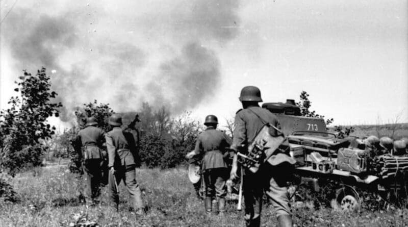 Soldiers from Nazi Germany invade Russia as part of Operation Barbarossa. Photo Credit: German Federal Archive, Wikimedia Commons