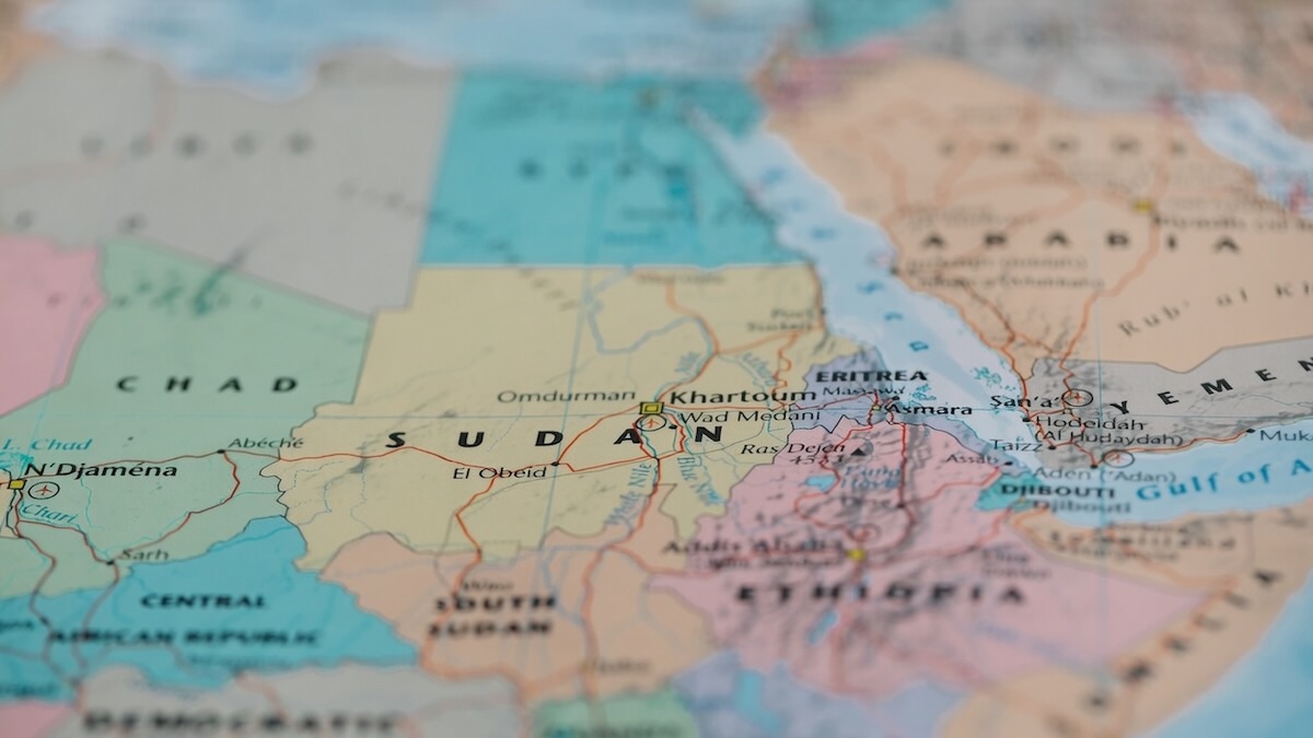 Riyadh's Sudan Contradiction: Mediator By Day, Arms Broker By Night – OpEd